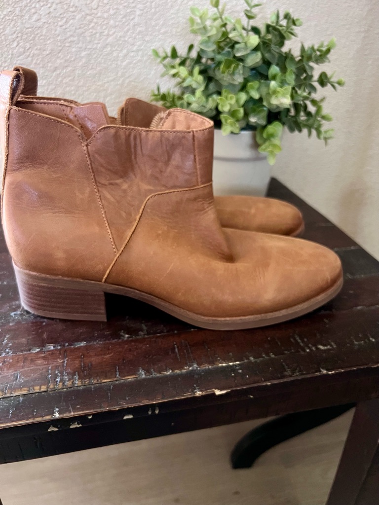 Lucky Brand Tan Leather Ankle Booties